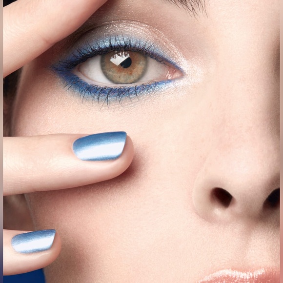 🔔Limited Edition🔔 Chanel Waterproof Eyeliner #82 BLEU ABYSSE - Picture 2 of 12